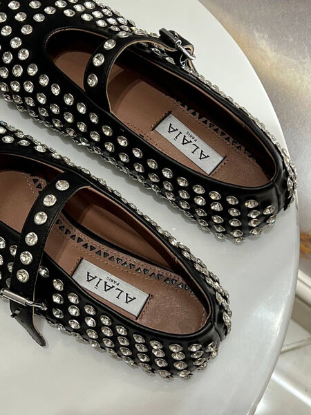 Балетки Alaïa женский кожа черный 137614-2