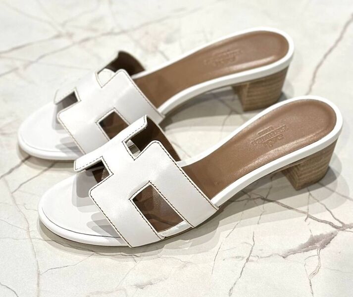 Шлепки Hermès женский кожа белый 147611