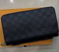 Кошелек Louis Vuitton Xl мужской кожа swift черный 32039