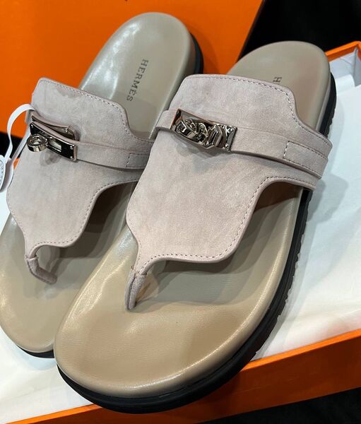 Шлепки Hermès женский замша графитовый 155351