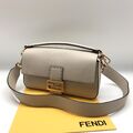 Сумка Fendi Baguette женский кожа бежевый 74668-3