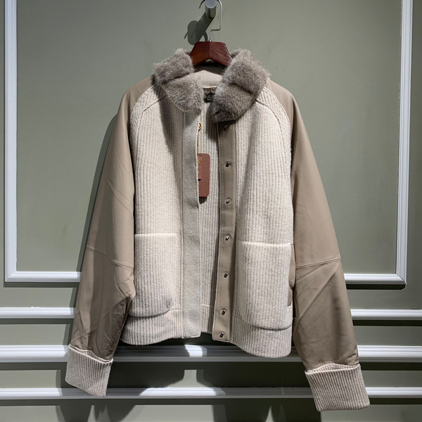 Куртка Loro Piana женский бежевый 38561-5