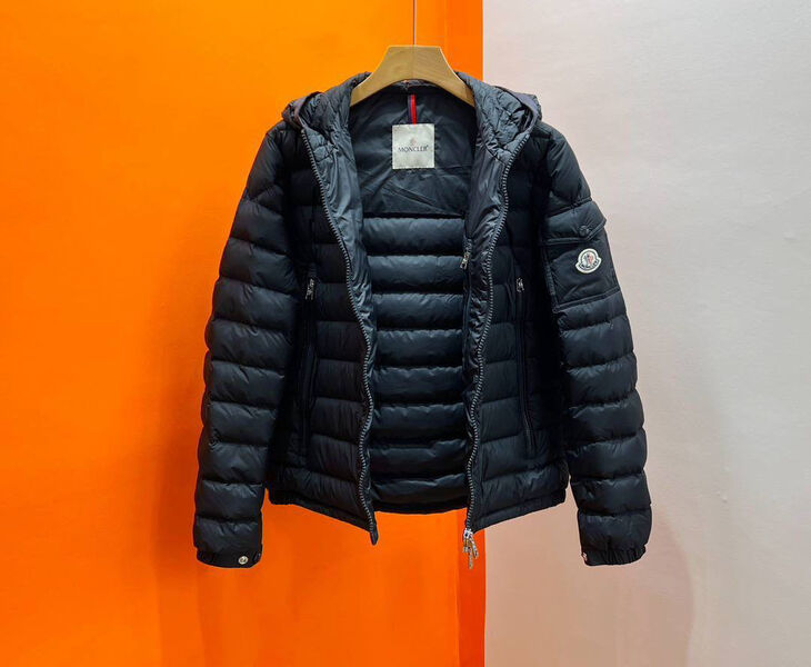 Мужская куртка Moncler мужской черный 133703-3