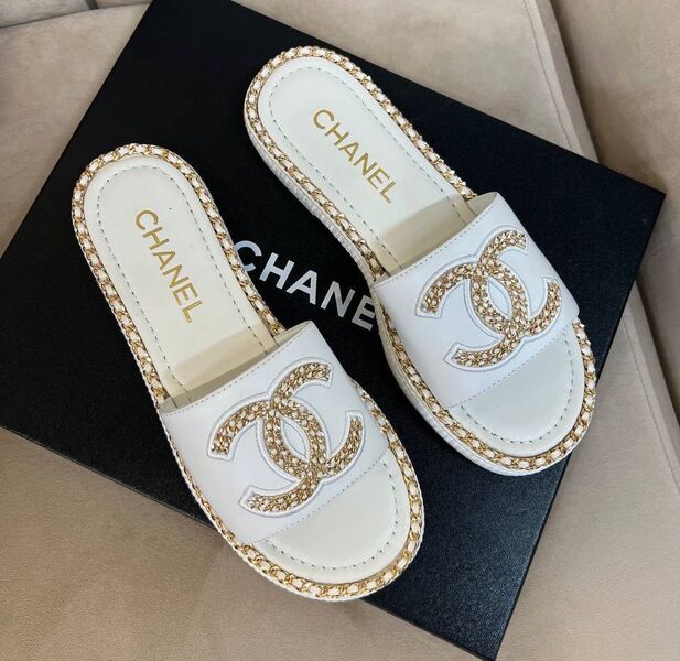 Шлепки Chanel женский кожа белый 192675