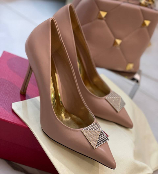 Туфли Valentino женский кожа розовый 92857