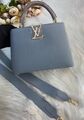 Сумка Louis Vuitton Capucines женский кожа графитовый 122821-1