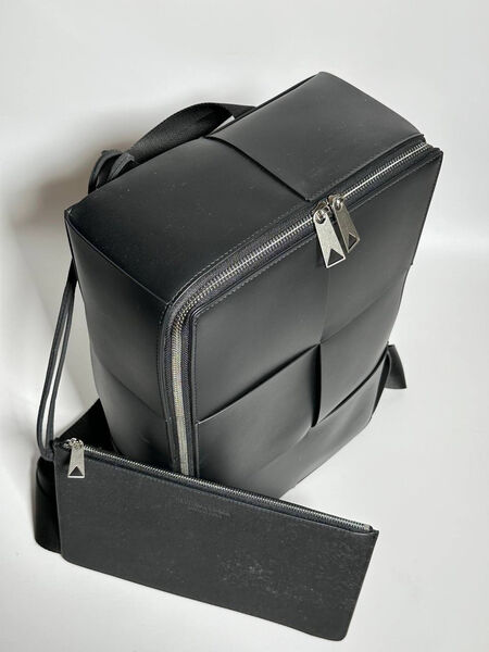 Мужской рюкзак Bottega Veneta мужской кожа черный 131374-5