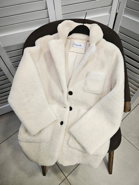 Дубленка Christian Dior женский белый 166153-3