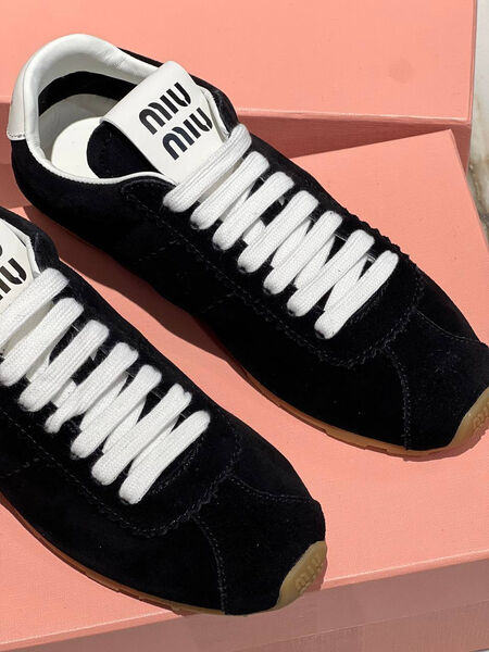 Кроссовки Miu Miu женский замша черный 138634-3