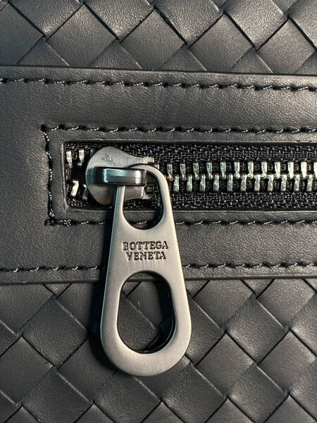 Мужская сумка мессенджер Bottega Veneta мужской кожа черный 170725-6