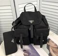 Рюкзак Prada женский нейлон черный,серебристый 133573