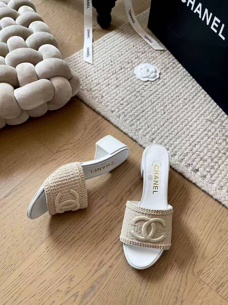 Шлепки Chanel женский текстиль бежевый 192419-3