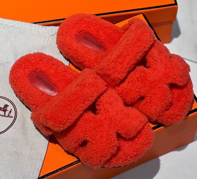 Шлепки Hermès женский натуральный мех бордовый 120071