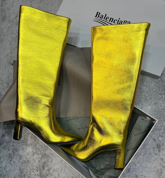 Сапоги Balenciaga женский кожа горчичный 133409