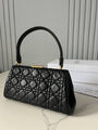 Сумка Christian Dior женский кожа черный 129802-12