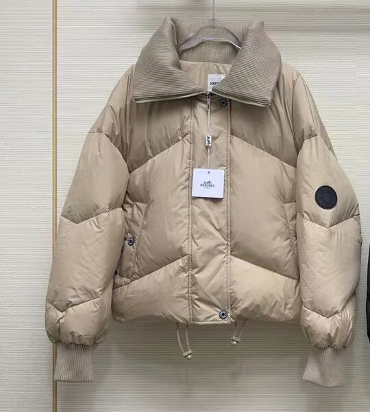Пуховик Hermès женский бежевый 124260-2