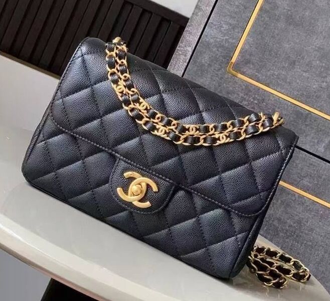 Сумка Chanel женский кожа черный 182045