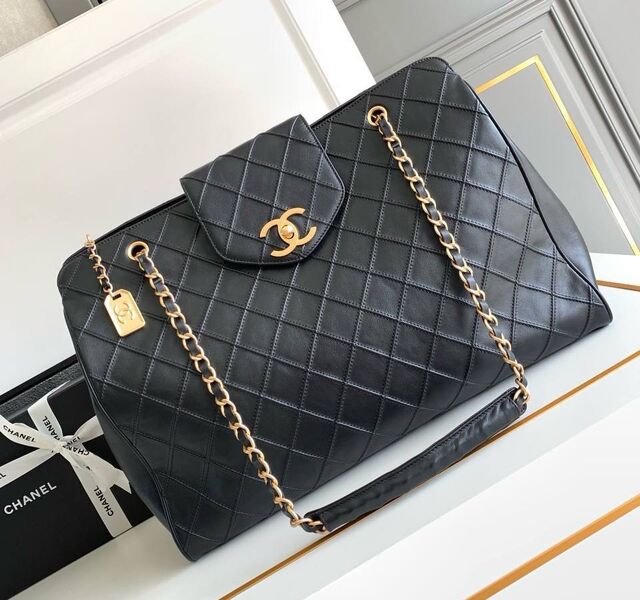 Сумка Chanel женский кожа черный 193592