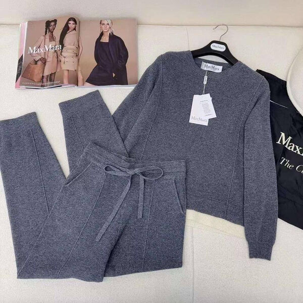 Костюм Max Mara женский графитовый 129198-2