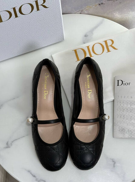 Туфли Christian Dior женский кожа черный 181826
