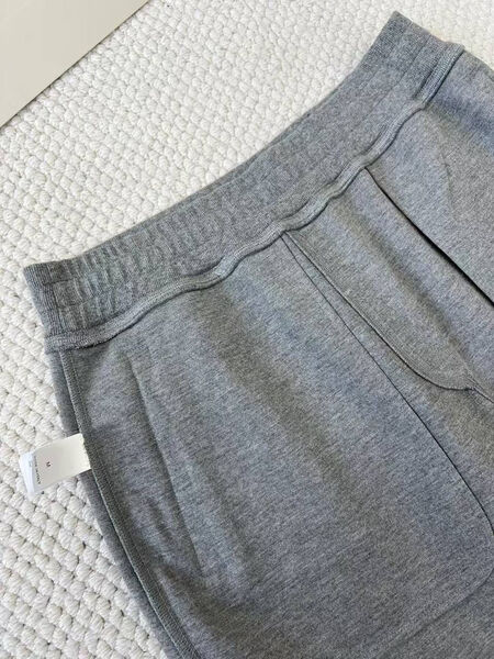 Мужские шорты Brunello Cucinelli мужской графитовый 173492-10