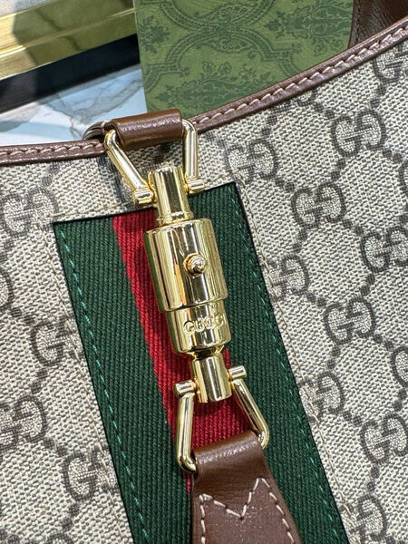 Сумка Gucci женский кожа графитовый 137908-8