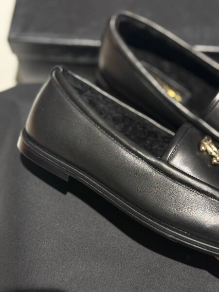 Лоферы Chanel женский кожа черный 169905-2