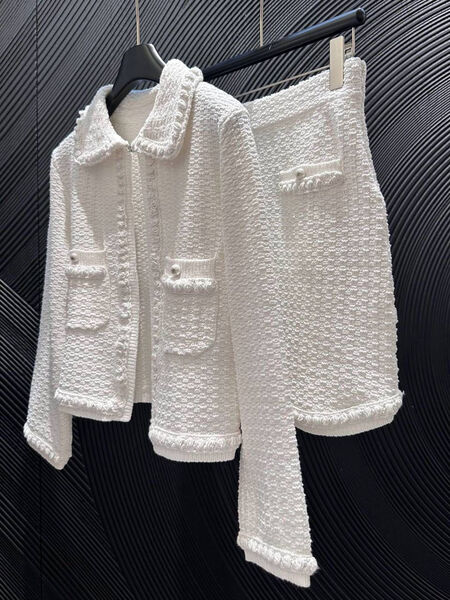 Пиджак Chanel женский белый 184689-3