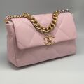Сумка Chanel 19 ( 30 см) женский кожа swift розовый 73612
