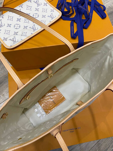 Сумка Louis Vuitton женский кожа белый 173841-3