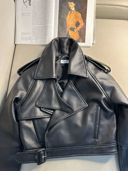 Куртка Saint Laurent женский кожа черный 159547-3