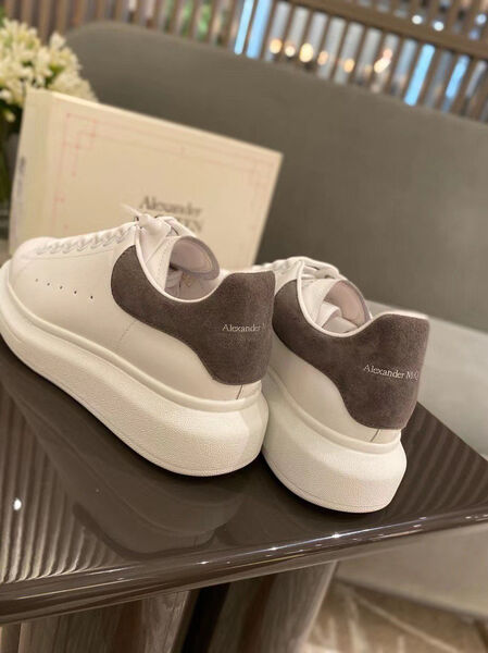 Кеды Alexander McQueen женский кожа белый 149808-3