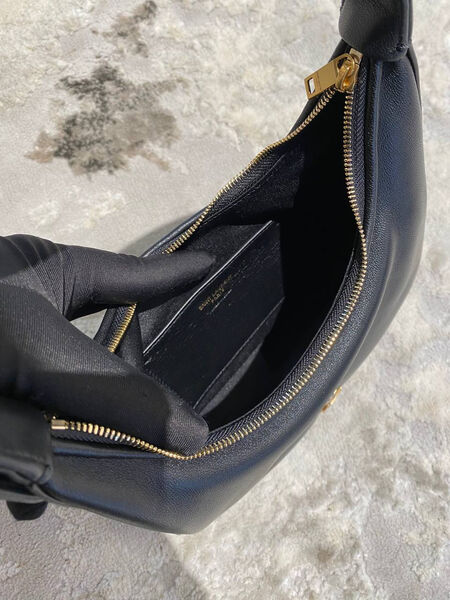 Сумка Saint Laurent женский кожа черный 187002-3