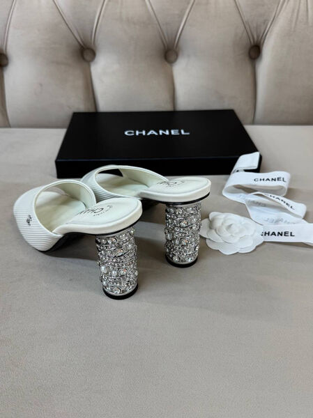 Шлепки Chanel женский текстиль белый 192515-4