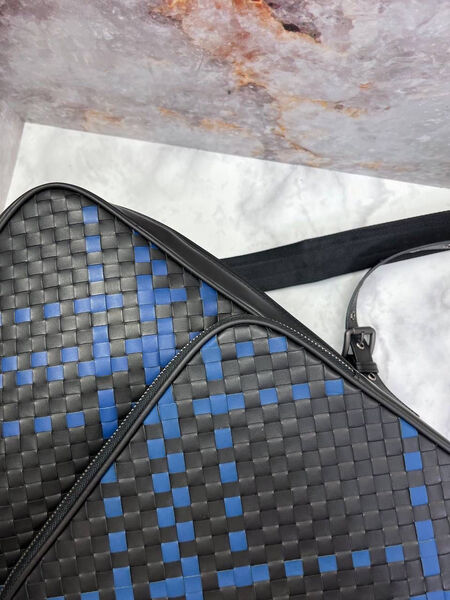 Мужской рюкзак Bottega Veneta мужской кожа черный 111554-5