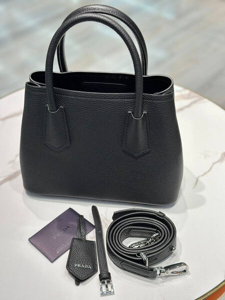 Сумка Prada женский кожа черный 158903-6