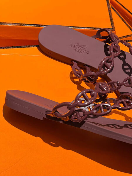 Шлепки Hermès женский резина бордовый 185621-3
