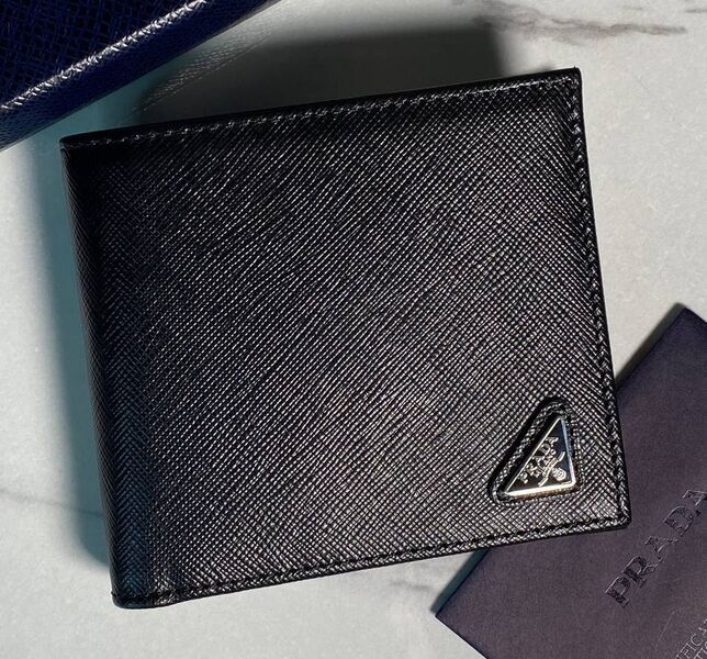 Мужской портмоне Prada мужской кожа черный 173612