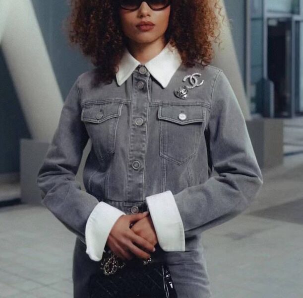 Костюм Chanel женский графитовый 181302