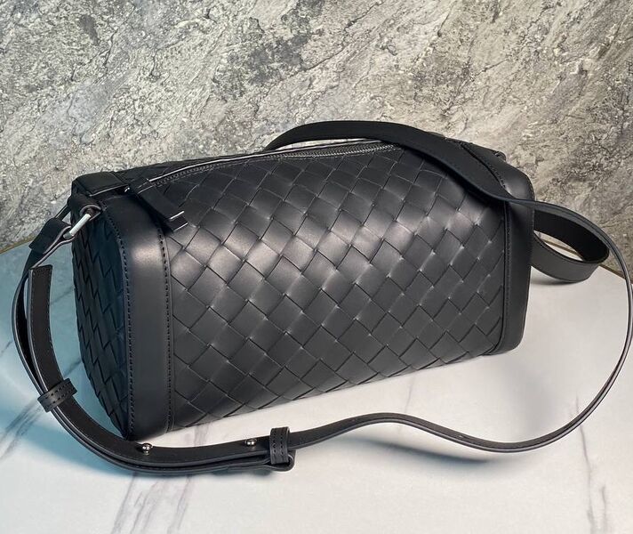 Мужская сумка мессенджер Bottega Veneta мужской кожа черный 170724
