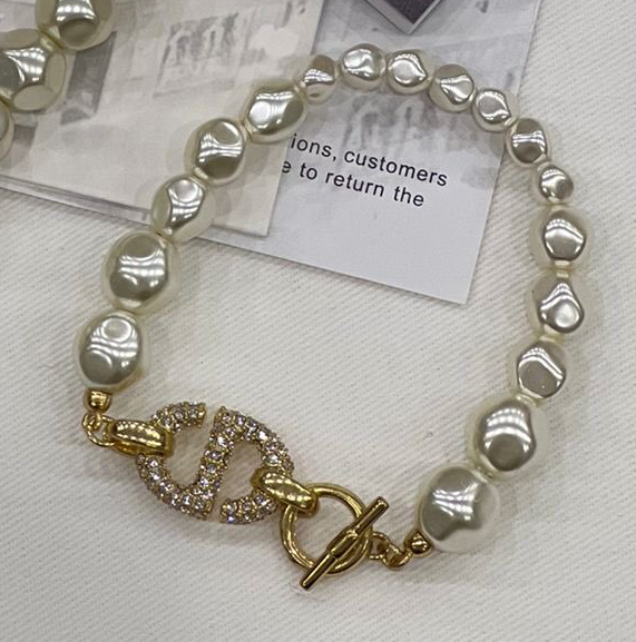 Браслет Christian Dior молочный 14480