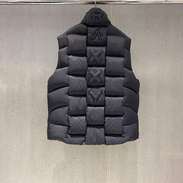 Мужской жилет Moncler мужской черный 198779-2