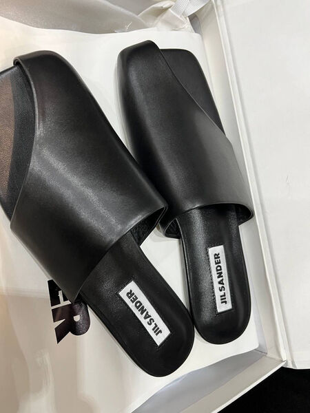 Шлепки Jil Sander женский кожа черный 155623-7