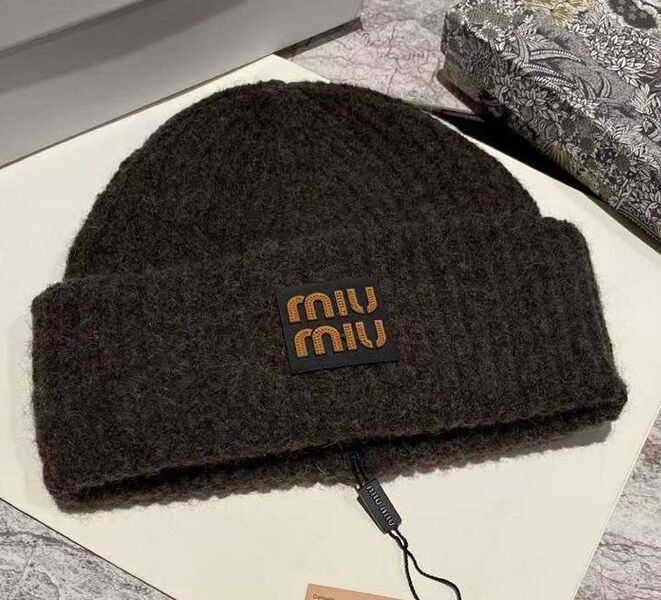 Шапка Miu Miu женский вязаная ткань 130148