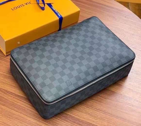 Мужской несессер косметичка Louis Vuitton мужской канва черный 111313