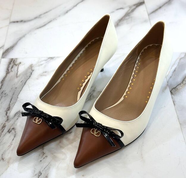 Туфли Valentino женский кожа белый 196732