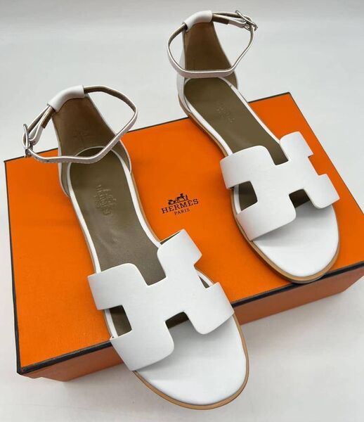 Сандалии Hermès женский кожа белый 119195