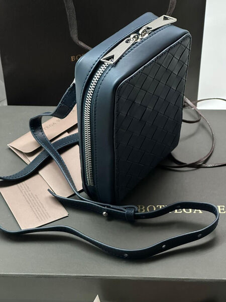 Мужская сумка мессенджер Bottega Veneta мужской кожа синий 115822-3
