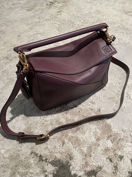 Сумка Loewe женский кожа бордовый 194894-2