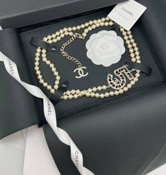Колье Chanel белый 175393-3